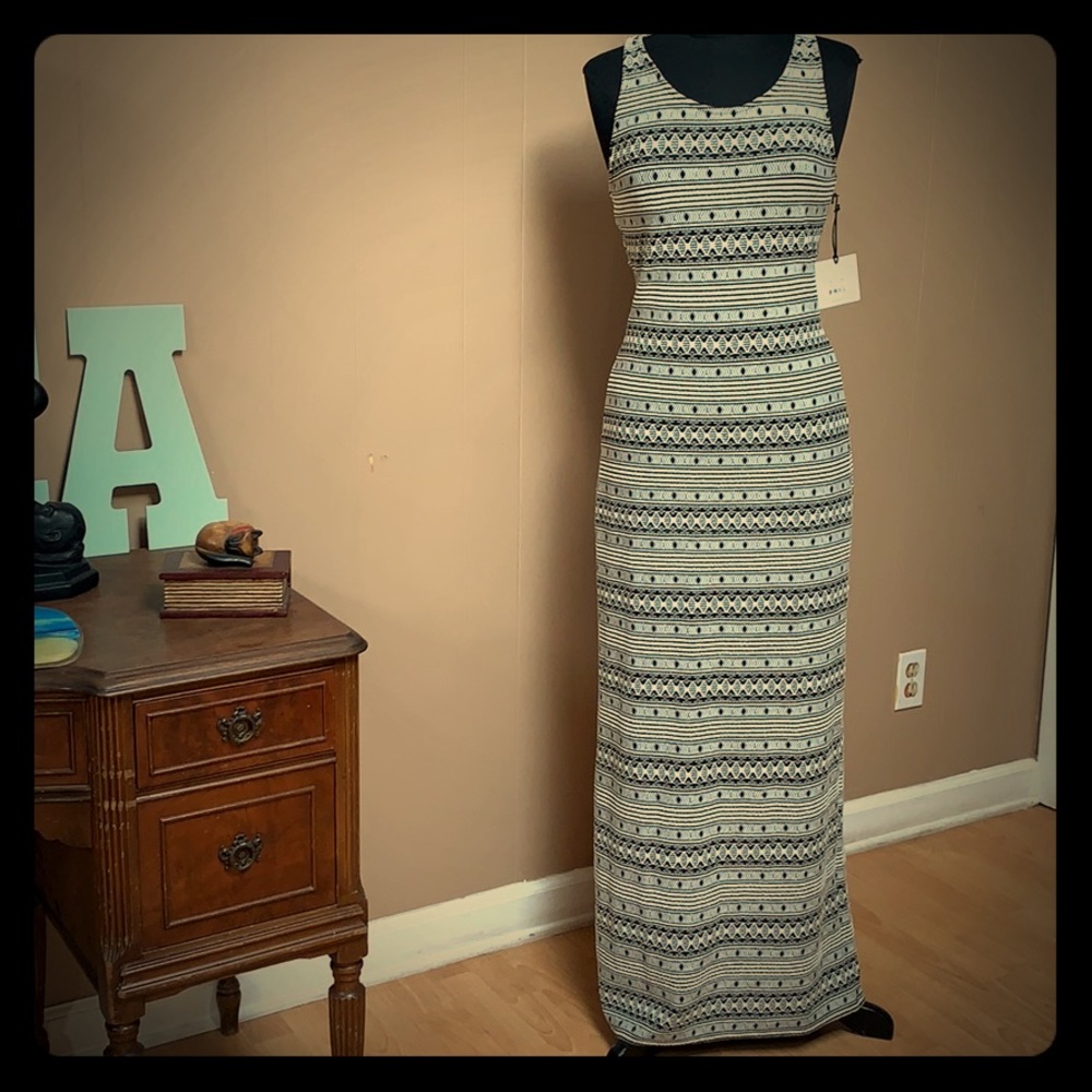 NWT BB Dakota Textured Cutout Maxi Dress